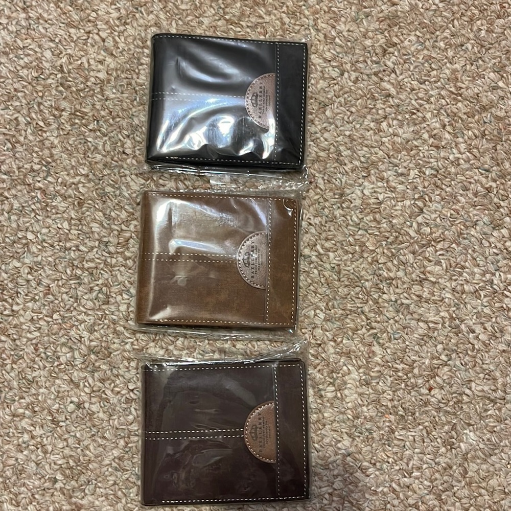 Wallet - bi-fold brown new